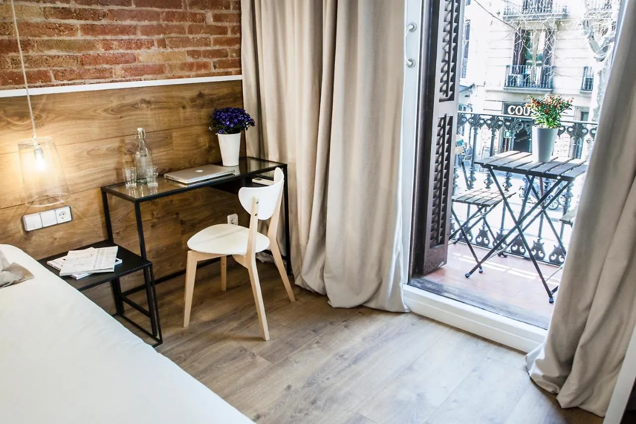 Cien Guest House Barcelona 0*,  Spain